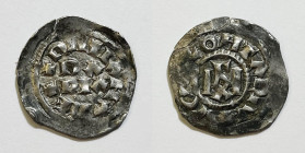 PAVIA. Ugo di Provenza re d'Italia (926-931). Denaro con monogramma di Ugo e Papia su 2 righe. MIR 823/3; Ag; 1,53gr

BB+

 RRR. Lesione passante ...