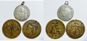 VATICANO. Lotto di 3 medaglie varie di Paolo VI e Giovanni Paolo II.

SPL/FDC