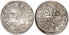 1618. Felipe III. Barcelona. 1/2 croat. (Cal. 541). 1,20 g. Alabeada. Escasa. (MBC-).