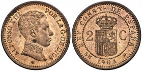 1904*04. Alfonso XIII. SMV. 2 céntimos. (Cal. 67 var). 2,10 g. partido. Bella. S/C-.