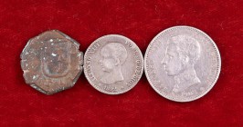 Lote de 3 monedas: 50 céntimos, 1 peseta y un cobre de los Austrias. A examinar. BC/BC+.
