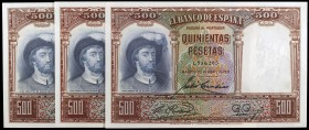 1931. 500 pesetas. (Ed. C12) (Ed. 361). 25 de abril, Elcano. 3 billetes, sin serie. EBC+.