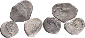 Celtic, GALIE Lot 3 coins, AR Quinar 200-100 BC, Horse, DT 3437 Ag. Total weight 5,75g

F