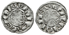 Reino de Castilla y León. Alfonso X (1252-1284). Novén. Sevilla. (Bautista-400). Anv.: +︙MONETA︙CASTELLE. Rev.: +︙ET LEGIONIS︙. Ve. 0,66 g. S bajo el ...