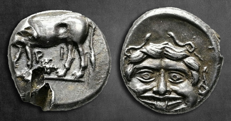 Mysia. Parion circa 400-300 BC. 
Hemidrachm AR

13 mm, 2,43 g

ΠΑ / ΡΙ, cow...