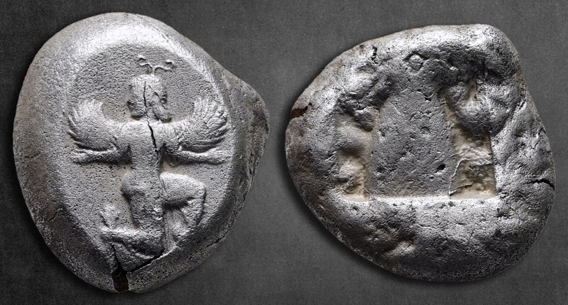 Caria. Kaunos circa 490-470 BC. 
Stater AR

18 mm, 11,65 g

Winged female f...