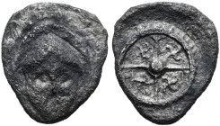 THRAKIEN. MESEMBRIA Obol ø 9mm (0.43g). 5. - 4. Jh. v. Chr. Vs.: Korinthischer Helm en face. Rs.: Rad mit vier Speichen, in den Feldern je eine Swasti...