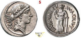 ACILIA - Man. Acilius Glabrio (49 a.C.) Denario. B. 8 Syd. 922 Cr. 442/1a A.V. 51 3,96 g 19,8 mm Ag D/ Testa della Salute R/ La Salute nutre un serpen...