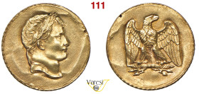 NAPOLEONE I (1805-1814) Medaglia s.d. Opus - D/ Testa laureata R/ Aquila ad ali spiegate su folgore Au 4,15 g 17,3 mm • Taglio con rigatura obliqua. I...