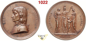 NAPOLEONE, Primo Console Medaglia 1797 per la Costituzione della Repubblica Cisalpina Opus Vassallo Miselli 178 Vannel/Toderi 10 Ae 35,06 g 47,6 q.SPL...