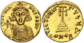 Justiniano II (685-695). Constantinopla. Sólido. (Ratto 1679 var) (S. 1245). 4,29 g. Parte de un reverso incuso en anverso. Muy bella. Rara así. EBC+....