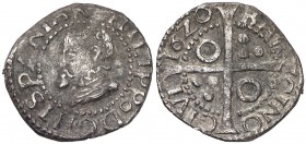 1620. Felipe III. Barcelona. 1/2 croat. (Cal. 528) (Cru.C.G. 4340g). 1,38 g. Busto de Felipe II. Ex Áureo & Calicó 07/11/2007, nº 485. Muy rara. MBC....