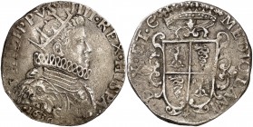 1630. Felipe IV. Milán. 1 ducatón. (Vti. 21) (MIR. 361/5). 31 g. Con ángel sobre el pecho y florón sólo bajo el escudo. Rara. MBC.
