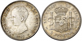 1892*1892. Alfonso XIII. PGM. 2 pesetas. (Cal. 32). 10,03 g. Bella pátina. Escasa así. EBC+/EBC.