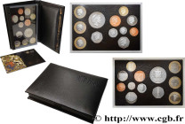 UNITED KINGDOM
Type : Séries Proof 12 monnaies 
Date : 2009 
Quantity minted : 15000 
Diameter : -  mm
Edge : - 
Commentary : Ce coffret comprend un e...