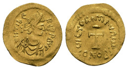 MAURICE TIBERIUS (582-602). GOLD Tremissis. Constantinople.
Obv: D N TIЬЄRI P P AVG.
Diademed, draped and cuirassed bust right.
Rev: VICTORI MAVRI AV ...