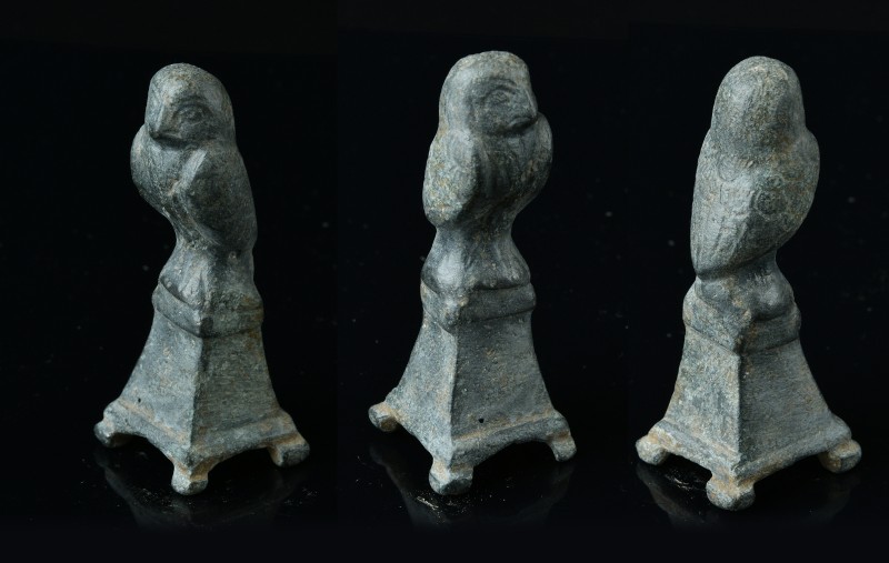 Antiquities
ANCIENT ROMAN BRONZE OWL STATUETTE.(1st-2nd century).Ae.
41,37 g -...