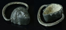 Roman Period
A door knocker designed in the shape of a woman's face
117 g - 65 x 53 mm