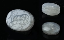 Western Asiatic Sassanian Stamp Seal with Animals. 3rd-7th century
Lion attacking stag to left
11,88 g - W 27,10 mm