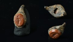 Iron ring with a Intaglio Gemstone with Minerva. 2nd-3rd century AD
1,18 g - 18,56 mm