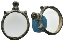 Ancient bronze ring
3,00 g