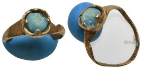 Ancient ring with gemstone bronze
1,47 g