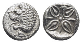 Ionia. Miletos circa 525-475 BC. Diobol AR (9mm, 1,0 g) Forepart of lion to right, his head turned back to left / Star-shaped floral ornament within i...