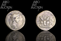 Roman coin Bronze - Empire - Commodus Sesterce Rome 177

IMP L AVREL COMMODVS AVG GERM SARM Laureate, draped and armored bust. Rev: TR P II COS PP /...