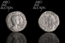 Roman Coin Bronze - Empire - Julia Mamée Sesterce Rome 228

IVLIA MAMAEA AVGVSTA Draped and diademed bust to the right. Rev: FELICITAS PVBLICA // S ...
