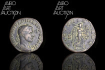 Roman coin Bronze - Empire - Philip I Sesterce Rome 244

IMP M IVL PHILIPPVS AVG Laureate, draped and armored bust on the right. Rev: VICTORIA AVG /...