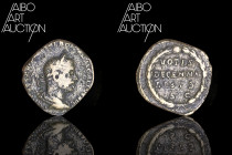 Roman coin Bronze - Empire - Trebonian Galle Sesterce Rome 251-253

IMP CAES C VIBIVS TREBONIANVS GALLVS AVG Laureate, draped and armored bust to th...