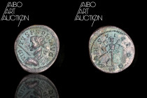 Roman coin Billon - Empire - Probus Aurelianus Lyon 277-278

VIRTVS PROBI AVG Radiate, draped and armored bust of Probus on the left, holding a pole...