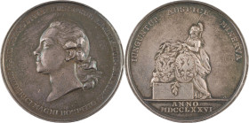 73. Médaille en argent représentant la visite du futur tsar
Paul à Berlin, 1776.
D : 42 mm
Dia : 173.3.
TTB.