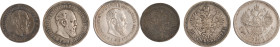 148. Alexandre III (1881-1894)
Lot de trois monnaies comprenant :
- 50 Kopecks 1887 et 1894.
KM : Y45.
- 25 Kopecks 1894.
KM : Y44.
TTB et Superbe.