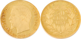 383. Napoléon III (1852-1870)
50 centimes 1854 Paris, frappe en or, flan bruni, tranche lisse.
Poids : 4,42 g
G : 414 var.
FDC.