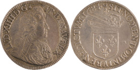 432. Louis XIV (1643-1715)
Demi écu au jabot 1684 Paris.
Poids : 13,6 g
G : 180.
TTB. (Nettoyé et stries sur la couronne au revers).