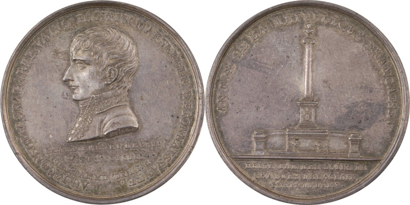486. Consulat (1799-1804)
 Médaille en argent commémorant l’érection de
la colon...