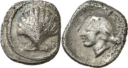(470-450 a.C.). Italia. Taras. 1/10 de estátera o litra. (S. 332) (CNG. I, 843). Oxidaciones limpiadas. 0,84 g. MBC-.