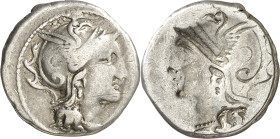 (hacia 110-109 a.C.). Gens Claudia. Denario. (Bab. 1) (Craw. 300/1). 3,90 g. MBC-/MBC.
