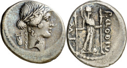 (hacia 42 a.C.). Gens Claudia. Denario. (Bab. 15) (Craw. 494/23). Contramarca en anverso. 3,83 g. MBC-.