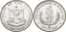 Filipinas. 1967. 1 peso. (KM. 195). 25º Aniversario del Bataan Day. AG. 26,87 g. S/C-.