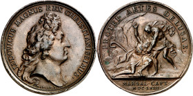 1663. Luis XIV. La Toma de Marsal. (AR. 75) (Divo 75) (MLG RE. falta). Grabador: J. Mauger. Acuñación s. XIX. Bronce. 30,79 g. Ø41 mm. EBC-.