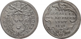ZECCHE ITALIANE. STATO PONTIFICIO. ROMA. 
INNOCENZO XII (1691-1700). TESTONE
Argento, 8,94 gr, 32 mm. qFDC/FDC
D: INNOCEN . / XII . P . M . A . VI ...