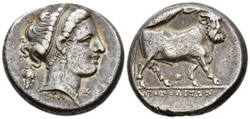 CAMPANIA, Neápolis. Estátera. (Ar. 7,24g/19mm). 340-241 a.C. (SNG Copenhaguen 428/9; HGC 571). Anv: Cabeza diademada de ninfa a derecha, debajo: ΣTA, ...
