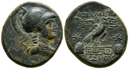 FRIGIA, Apameia. Ae20. (Ae. 7,73g/23mm). 88-40 a.C. (SNG Copenhagen 164; HGC 7, 670). Anv: Busto de Atenas a derecha. Rev: Aguila sobre decoración ent...