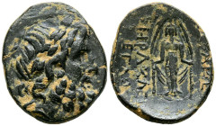 FRIGIA, Apameia. Ae22. (Ae. 5,19g/22mm). 88-40 a.C. (SNG Copenhague 183; SNG von Aulock 347). Anv: Cabeza de Zeus a derecha. Rev: Estatua de Artemisa ...