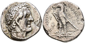 REINO PTOLEMAICO. Ptolomeo II. (Ae. 11,74g/27mm). Tetradracma. 285-246 a.C. Alejandría. (Seaby 7771 var). Anv: Cabeza diademada y con égida a derecha....