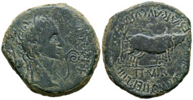 CAESARAUGUSTA (Zaragoza). As. (Ae. 12,02g/28mm). 27 a.C.-14 d.C. (FAB-323). Anv: Cabeza laureada de Augusto a derecha, entre lítuo y símpulo, alrededo...