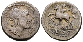 GENS SERGIA. Denario. (Ar. 3,75g/19mm). 116-115 a.C. Norte de Italia. (FFC 1111; Crawford 286/1). Anv: Cabeza de Roma a derecha, detrás estrella, detr...