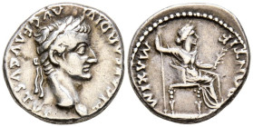 TIBERIO. Denario. (Ar. 3,89g/18mm). 14-37 d.C. Lugdunum. (RIC 30). Anv: Cabeza laureada de Tiberio a derecha portando cetro, alrededor leyenda: TI CAE...